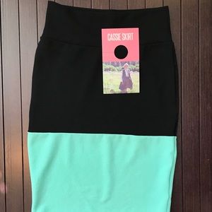 LuLaRoe Cassie Pencil Skirt
